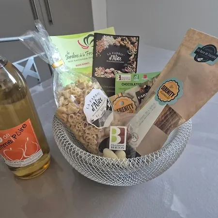 Les Folies D 'oscar 샤틀레로