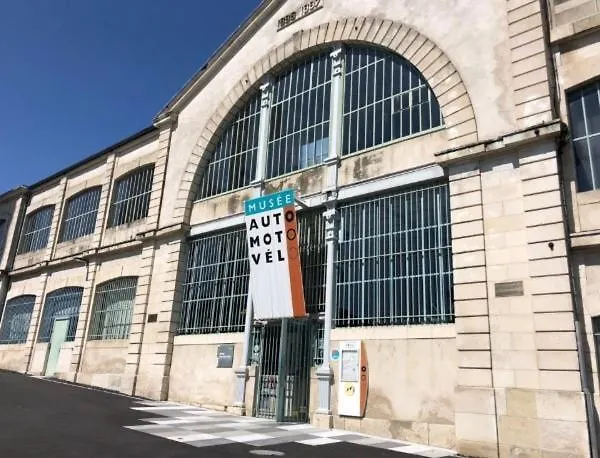 Les Folies D 'oscar Châtellerault